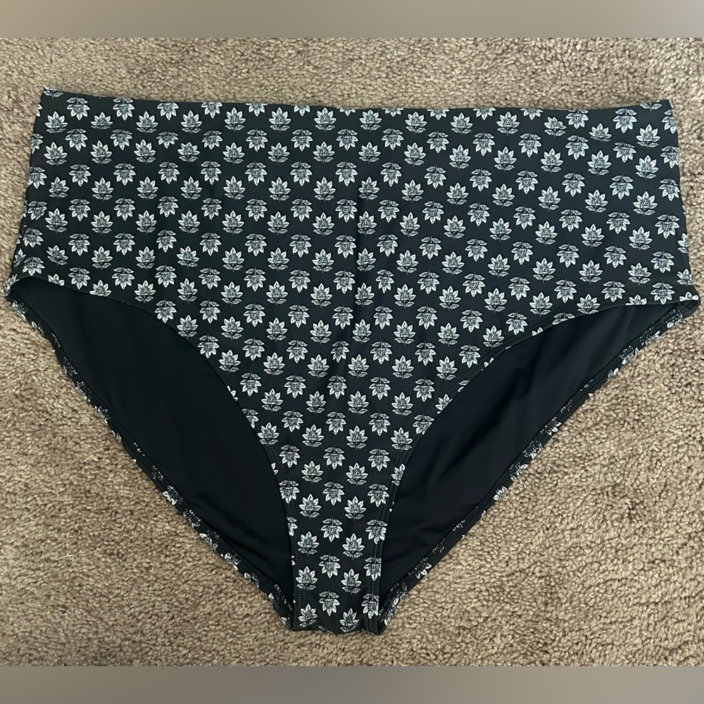 Old Navy Black and White Floral Bikini Bottom